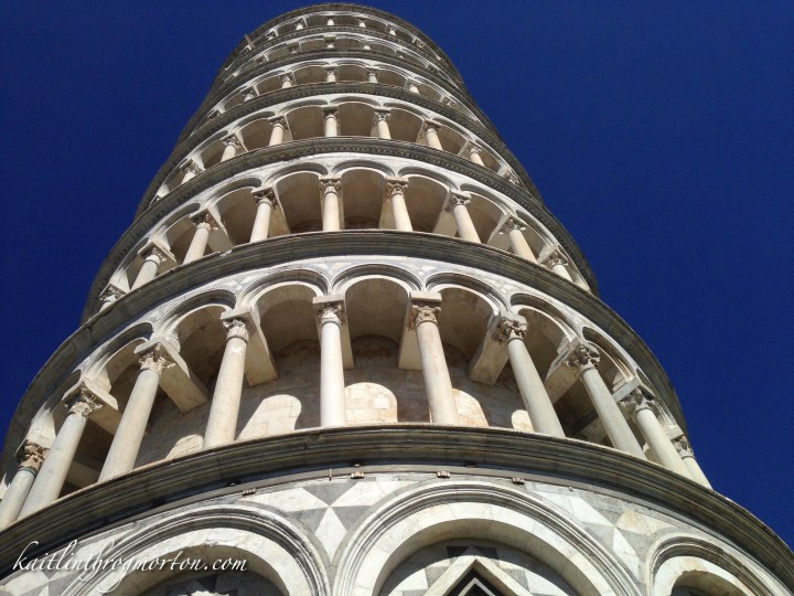 close-up-leaning-tower-pisa